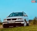 Белый Фольксваген Пассат, объемом двигателя 1.8 л и пробегом 330 тыс. км за 2700 $, фото 1 на Automoto.ua