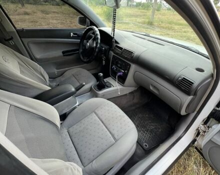 Белый Фольксваген Пассат, объемом двигателя 1.9 л и пробегом 250 тыс. км за 2600 $, фото 7 на Automoto.ua