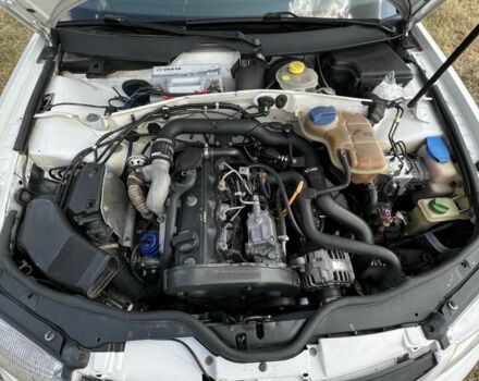 Белый Фольксваген Пассат, объемом двигателя 1.9 л и пробегом 250 тыс. км за 2600 $, фото 5 на Automoto.ua