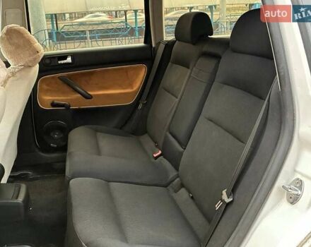 Белый Фольксваген Пассат, объемом двигателя 1.9 л и пробегом 368 тыс. км за 4700 $, фото 11 на Automoto.ua