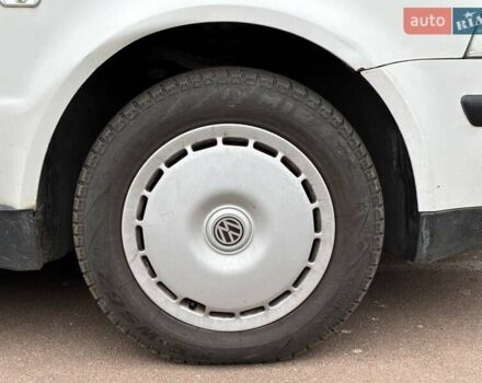 Белый Фольксваген Пассат, объемом двигателя 1.9 л и пробегом 368 тыс. км за 4700 $, фото 15 на Automoto.ua