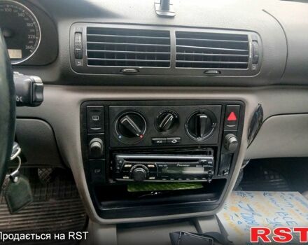 Белый Фольксваген Пассат, объемом двигателя 1.9 л и пробегом 520 тыс. км за 2500 $, фото 10 на Automoto.ua