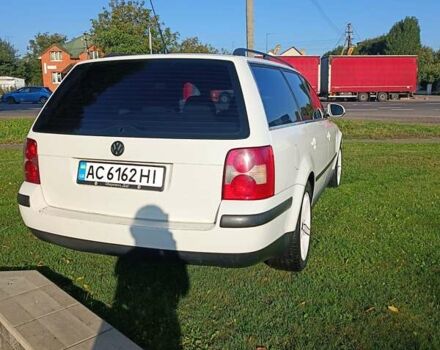 Белый Фольксваген Пассат, объемом двигателя 1.8 л и пробегом 265 тыс. км за 4400 $, фото 3 на Automoto.ua