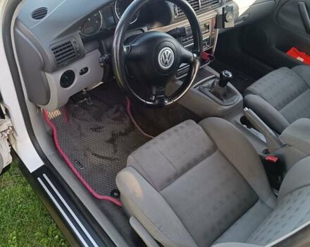 Белый Фольксваген Пассат, объемом двигателя 1.8 л и пробегом 265 тыс. км за 4400 $, фото 2 на Automoto.ua