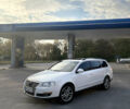 Фольксваген Пассат 2007 в Славуте на Automoto.ua Белый Фольксваген Пассат, объемом двигателя 2 л и пробегом 210 тыс. км за 6700 $, фото 1 на Automoto.ua