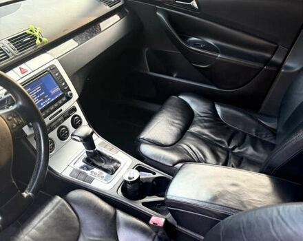 Фольксваген Пассат 2007 в Славуте на Automoto.ua Белый Фольксваген Пассат, объемом двигателя 2 л и пробегом 210 тыс. км за 6700 $, фото 13 на Automoto.ua