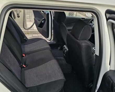 Білий Фольксваген Пассат, об'ємом двигуна 1.9 л та пробігом 287 тис. км за 5700 $, фото 6 на Automoto.ua