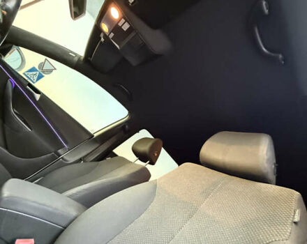 Белый Фольксваген Пассат, объемом двигателя 1.97 л и пробегом 430 тыс. км за 8400 $, фото 30 на Automoto.ua