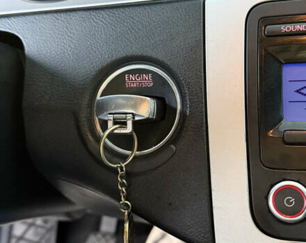 Белый Фольксваген Пассат, объемом двигателя 1.97 л и пробегом 430 тыс. км за 8400 $, фото 29 на Automoto.ua