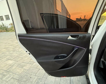 Белый Фольксваген Пассат, объемом двигателя 1.97 л и пробегом 430 тыс. км за 8400 $, фото 32 на Automoto.ua