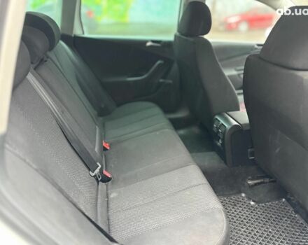 Білий Фольксваген Пассат, об'ємом двигуна 2 л та пробігом 238 тис. км за 6990 $, фото 10 на Automoto.ua