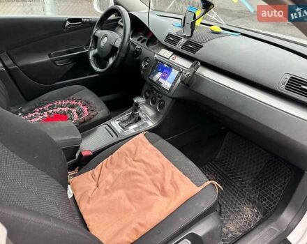 Білий Фольксваген Пассат, об'ємом двигуна 2 л та пробігом 238 тис. км за 6990 $, фото 12 на Automoto.ua