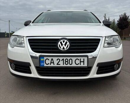 Белый Фольксваген Пассат, объемом двигателя 2 л и пробегом 269 тыс. км за 6900 $, фото 25 на Automoto.ua