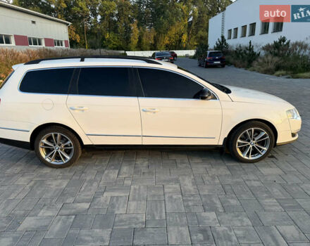 Белый Фольксваген Пассат, объемом двигателя 1.97 л и пробегом 430 тыс. км за 8400 $, фото 4 на Automoto.ua