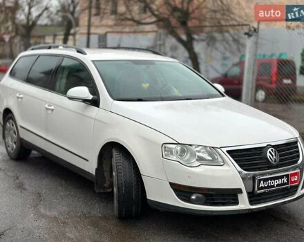 Білий Фольксваген Пассат, об'ємом двигуна 2 л та пробігом 238 тис. км за 6990 $, фото 7 на Automoto.ua