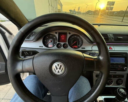 Белый Фольксваген Пассат, объемом двигателя 1.97 л и пробегом 430 тыс. км за 8400 $, фото 25 на Automoto.ua