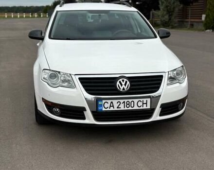 Белый Фольксваген Пассат, объемом двигателя 2 л и пробегом 269 тыс. км за 6900 $, фото 5 на Automoto.ua