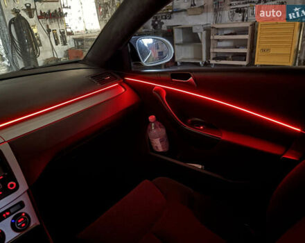 Белый Фольксваген Пассат, объемом двигателя 1.97 л и пробегом 430 тыс. км за 8400 $, фото 43 на Automoto.ua