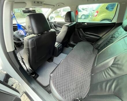 Белый Фольксваген Пассат, объемом двигателя 2 л и пробегом 310 тыс. км за 6500 $, фото 5 на Automoto.ua