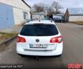 Білий Фольксваген Пассат, об'ємом двигуна 2 л та пробігом 270 тис. км за 5599 $, фото 4 на Automoto.ua