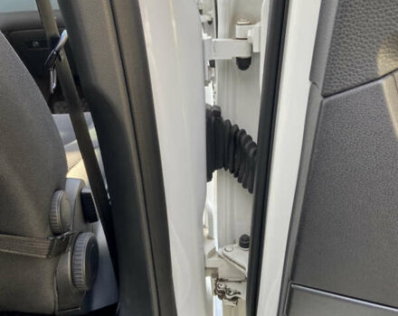 Белый Фольксваген Пассат, объемом двигателя 1.8 л и пробегом 130 тыс. км за 8800 $, фото 18 на Automoto.ua