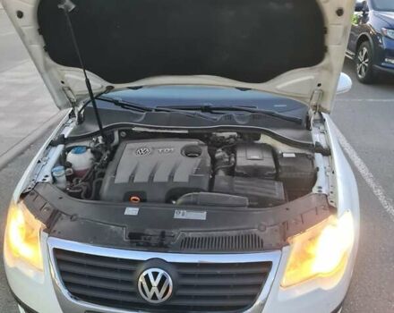 Белый Фольксваген Пассат, объемом двигателя 1.6 л и пробегом 264 тыс. км за 6350 $, фото 9 на Automoto.ua