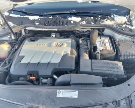 Белый Фольксваген Пассат, объемом двигателя 1.97 л и пробегом 276 тыс. км за 7600 $, фото 10 на Automoto.ua