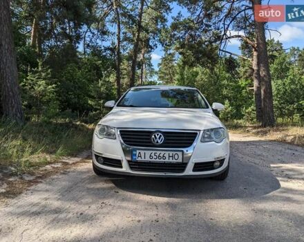 Белый Фольксваген Пассат, объемом двигателя 2 л и пробегом 300 тыс. км за 8500 $, фото 6 на Automoto.ua
