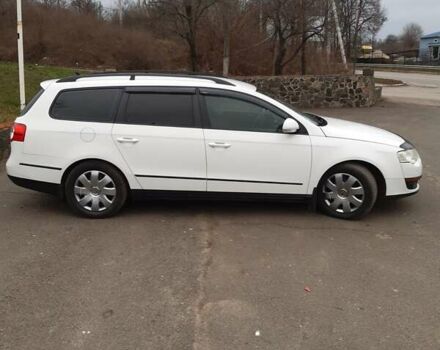 Білий Фольксваген Пассат, об'ємом двигуна 1.98 л та пробігом 231 тис. км за 8300 $, фото 1 на Automoto.ua