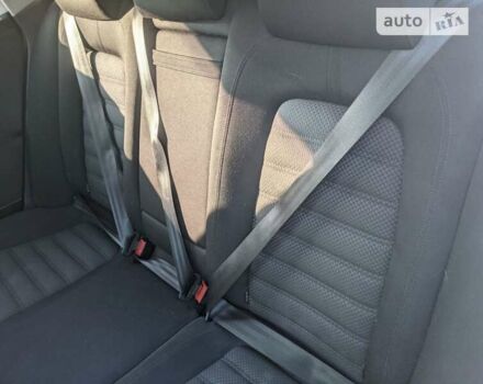 Белый Фольксваген Пассат, объемом двигателя 1.39 л и пробегом 375 тыс. км за 5150 $, фото 7 на Automoto.ua