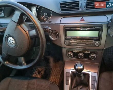 Белый Фольксваген Пассат, объемом двигателя 1.6 л и пробегом 264 тыс. км за 6350 $, фото 11 на Automoto.ua