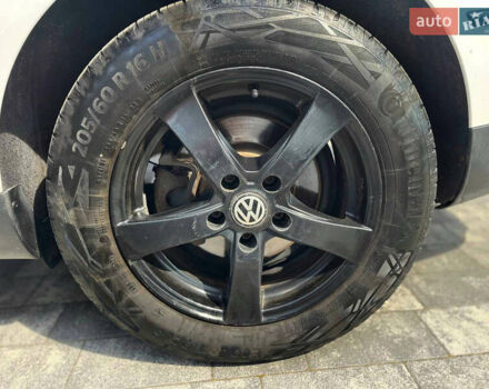 Белый Фольксваген Пассат, объемом двигателя 1.97 л и пробегом 290 тыс. км за 6600 $, фото 10 на Automoto.ua