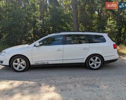 Белый Фольксваген Пассат, объемом двигателя 2 л и пробегом 300 тыс. км за 8500 $, фото 15 на Automoto.ua