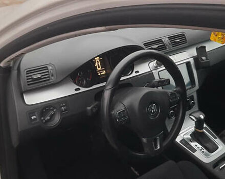 Белый Фольксваген Пассат, объемом двигателя 1.97 л и пробегом 370 тыс. км за 7900 $, фото 16 на Automoto.ua