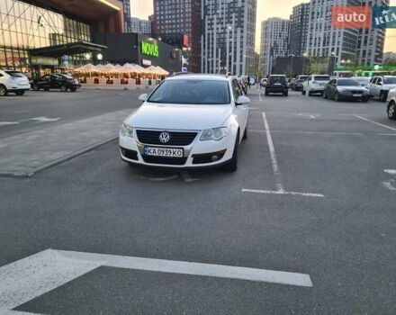 Белый Фольксваген Пассат, объемом двигателя 1.6 л и пробегом 264 тыс. км за 6350 $, фото 1 на Automoto.ua