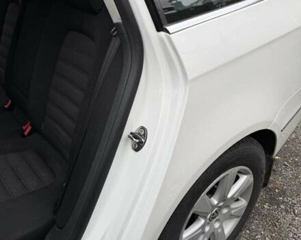 Белый Фольксваген Пассат, объемом двигателя 1.39 л и пробегом 174 тыс. км за 7500 $, фото 12 на Automoto.ua