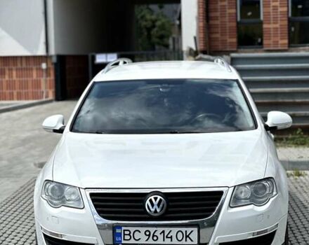 Белый Фольксваген Пассат, объемом двигателя 1.6 л и пробегом 195 тыс. км за 6100 $, фото 2 на Automoto.ua