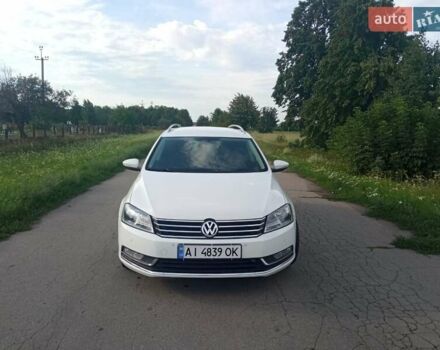 Белый Фольксваген Пассат, объемом двигателя 1.99 л и пробегом 350 тыс. км за 10000 $, фото 2 на Automoto.ua