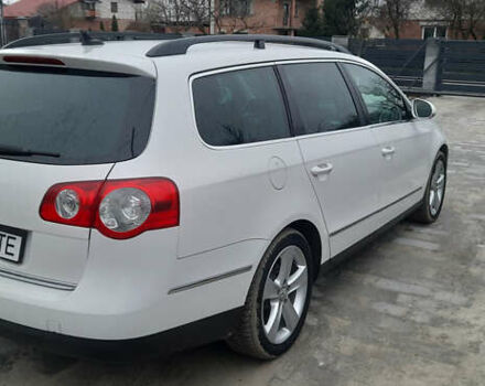 Белый Фольксваген Пассат, объемом двигателя 1.97 л и пробегом 370 тыс. км за 7900 $, фото 1 на Automoto.ua