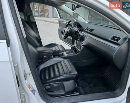 Белый Фольксваген Пассат, объемом двигателя 1.97 л и пробегом 306 тыс. км за 10500 $, фото 17 на Automoto.ua