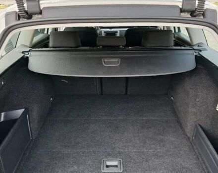 Белый Фольксваген Пассат, объемом двигателя 1.97 л и пробегом 202 тыс. км за 9700 $, фото 5 на Automoto.ua