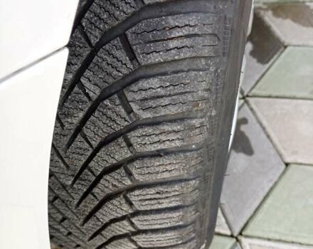 Белый Фольксваген Пассат, объемом двигателя 1.97 л и пробегом 270 тыс. км за 9700 $, фото 10 на Automoto.ua