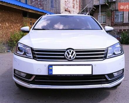Білий Фольксваген Пассат, об'ємом двигуна 2 л та пробігом 275 тис. км за 11000 $, фото 1 на Automoto.ua