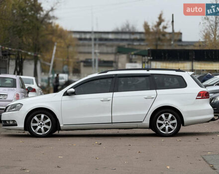 Білий Фольксваген Пассат, об'ємом двигуна 1.6 л та пробігом 301 тис. км за 9400 $, фото 5 на Automoto.ua