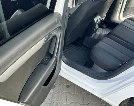 Білий Фольксваген Пассат, об'ємом двигуна 1.97 л та пробігом 288 тис. км за 9600 $, фото 18 на Automoto.ua