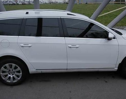 Белый Фольксваген Пассат, объемом двигателя 1.4 л и пробегом 280 тыс. км за 8300 $, фото 2 на Automoto.ua