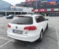 Белый Фольксваген Пассат, объемом двигателя 1.6 л и пробегом 240 тыс. км за 9000 $, фото 4 на Automoto.ua