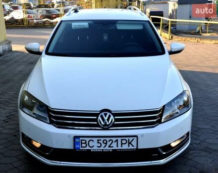 Білий Фольксваген Пассат, об'ємом двигуна 2 л та пробігом 220 тис. км за 7600 $, фото 2 на Automoto.ua