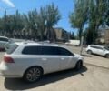 Белый Фольксваген Пассат, объемом двигателя 2 л и пробегом 330 тыс. км за 10000 $, фото 1 на Automoto.ua
