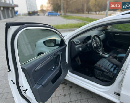 Белый Фольксваген Пассат, объемом двигателя 1.97 л и пробегом 306 тыс. км за 10500 $, фото 9 на Automoto.ua